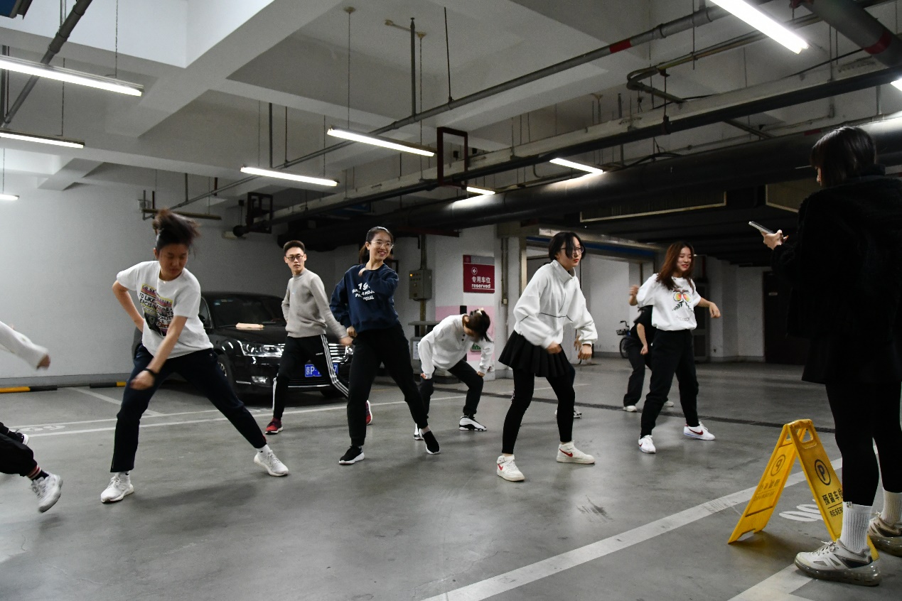 5d2605d89634447b8aa88b0b39052e11.jpg 5d2605d89634447b8aa88b0b39052e11.jpg