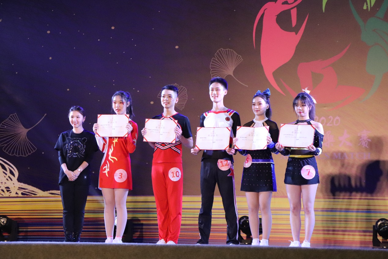 8c4ff0125ef84c219557eebb3c369cb6.jpg 8c4ff0125ef84c219557eebb3c369cb6.jpg