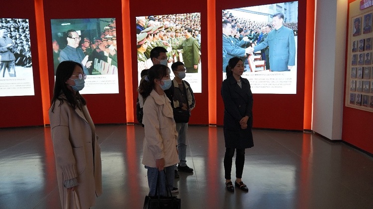 7250f8592c5348bb89c177ed5009202a.jpg 国防2.jpg